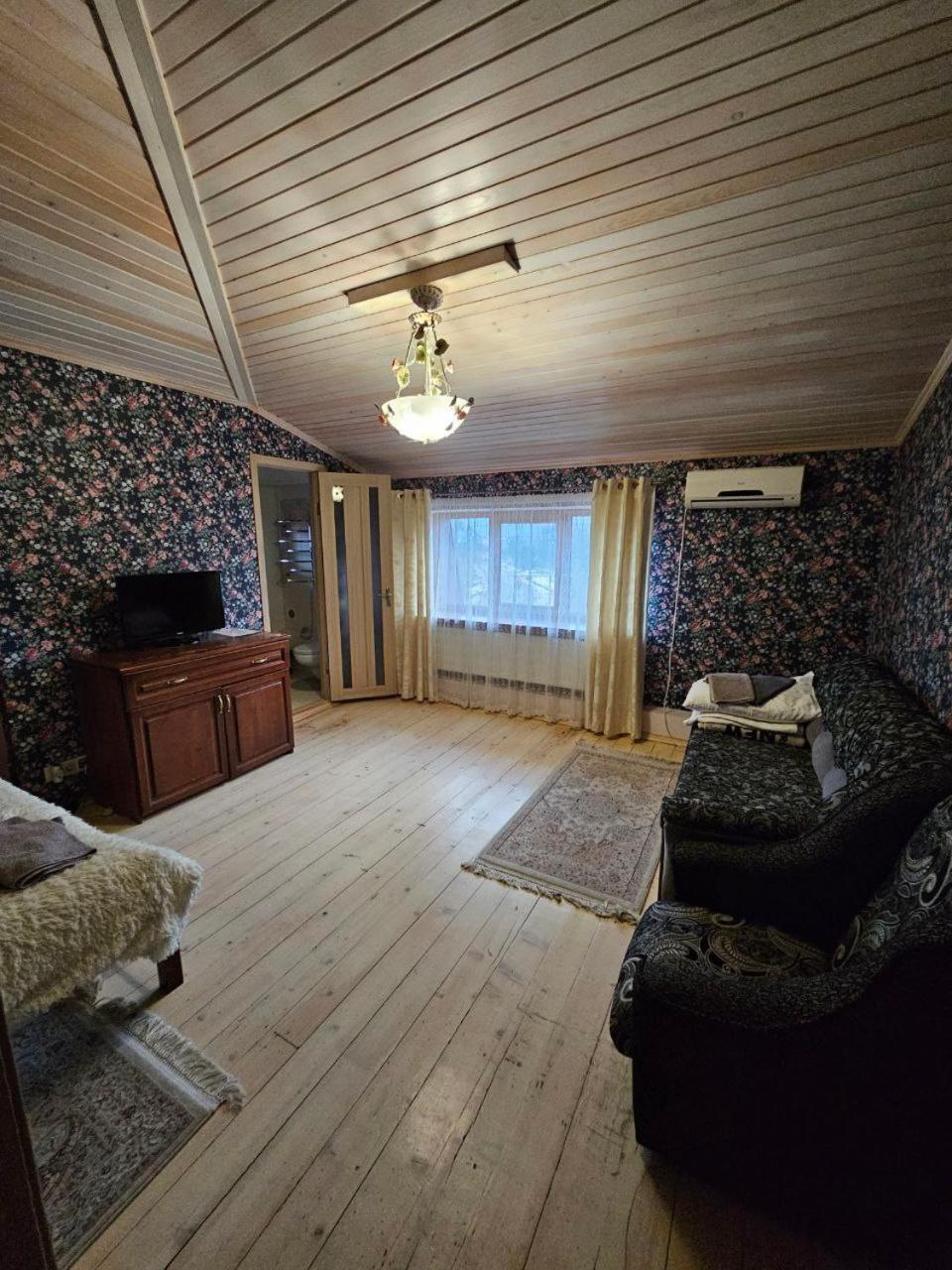 Minihotel Zolotoe Runo Ploskoye Buitenkant foto