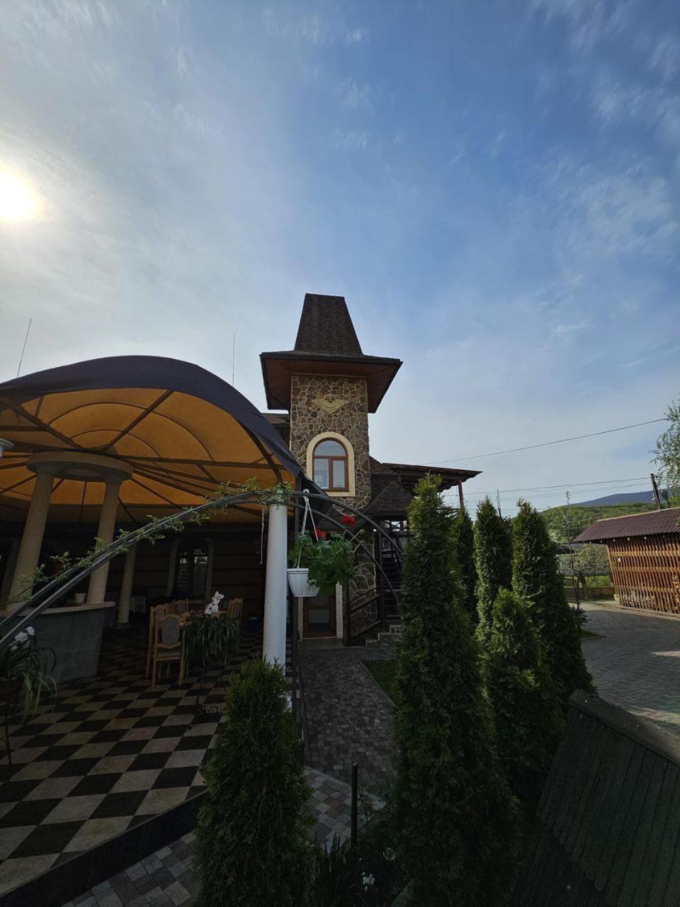 Minihotel Zolotoe Runo Ploskoye Buitenkant foto